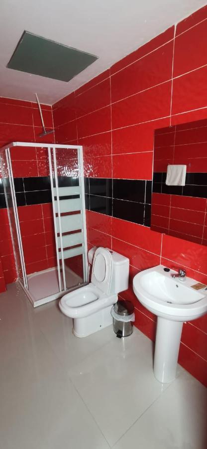 Hostal Gracia Torrejon de Ardoz Ngoại thất bức ảnh